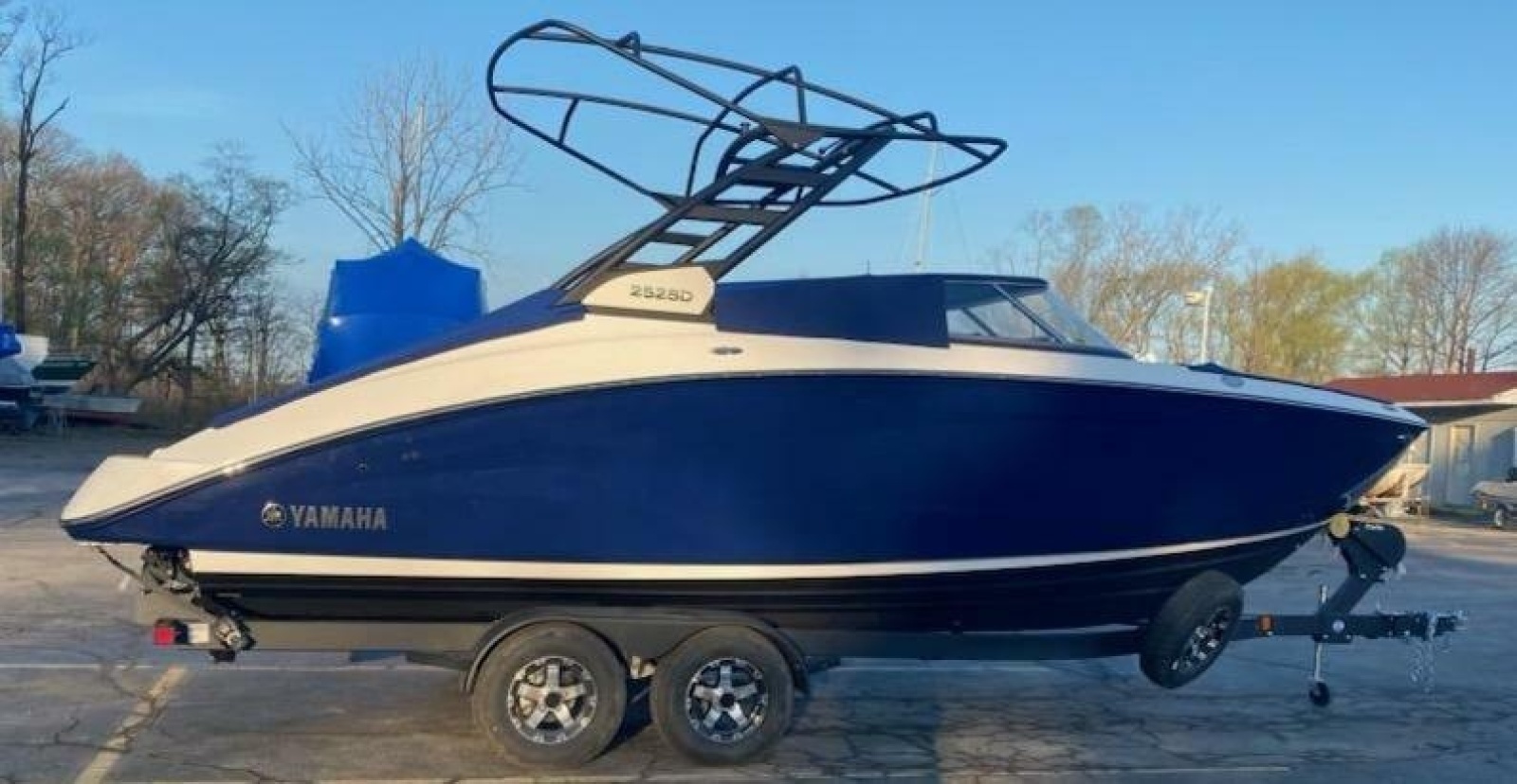 2021 Yamaha Boats 252SD