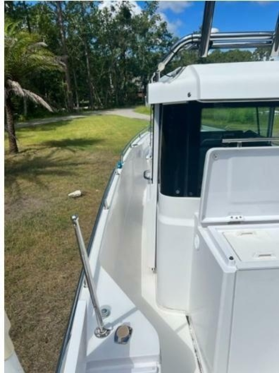 2020 Axopar 28 Cabin