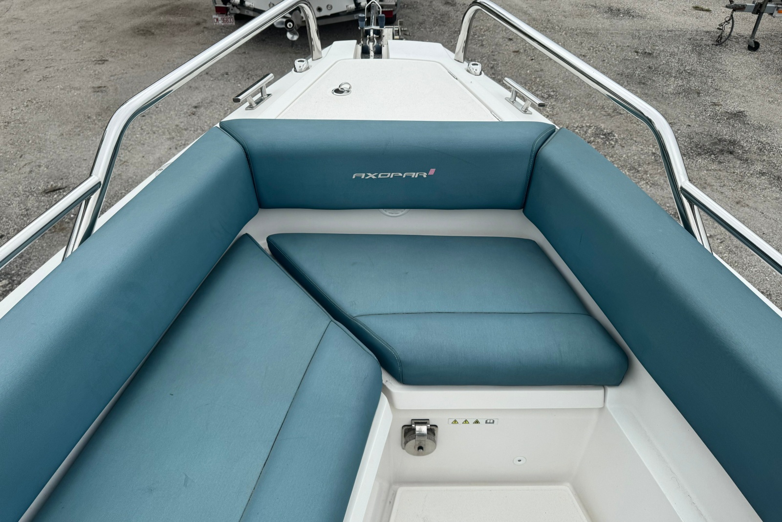 2020 Axopar 28 Cabin