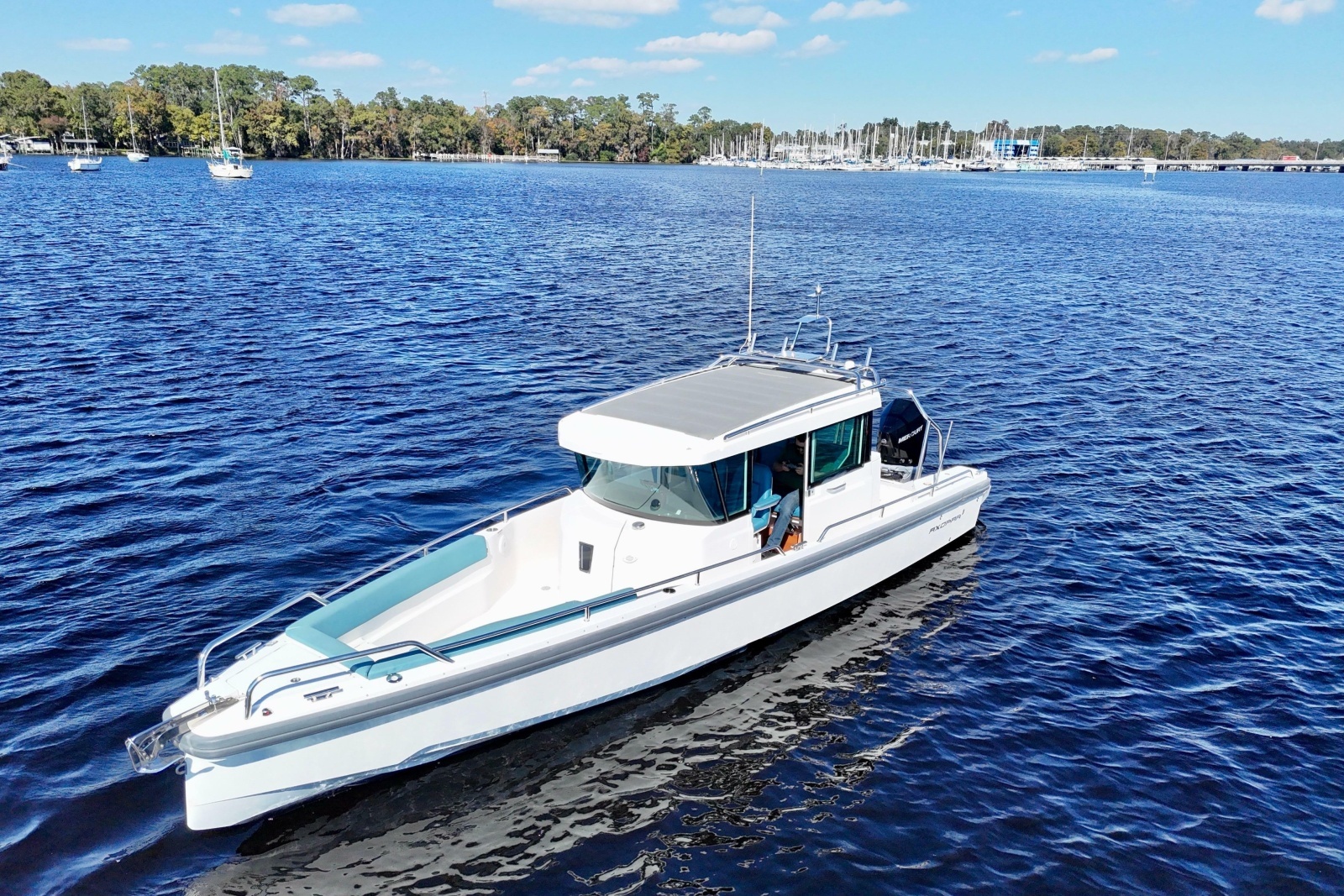 2020 Axopar 28 Cabin