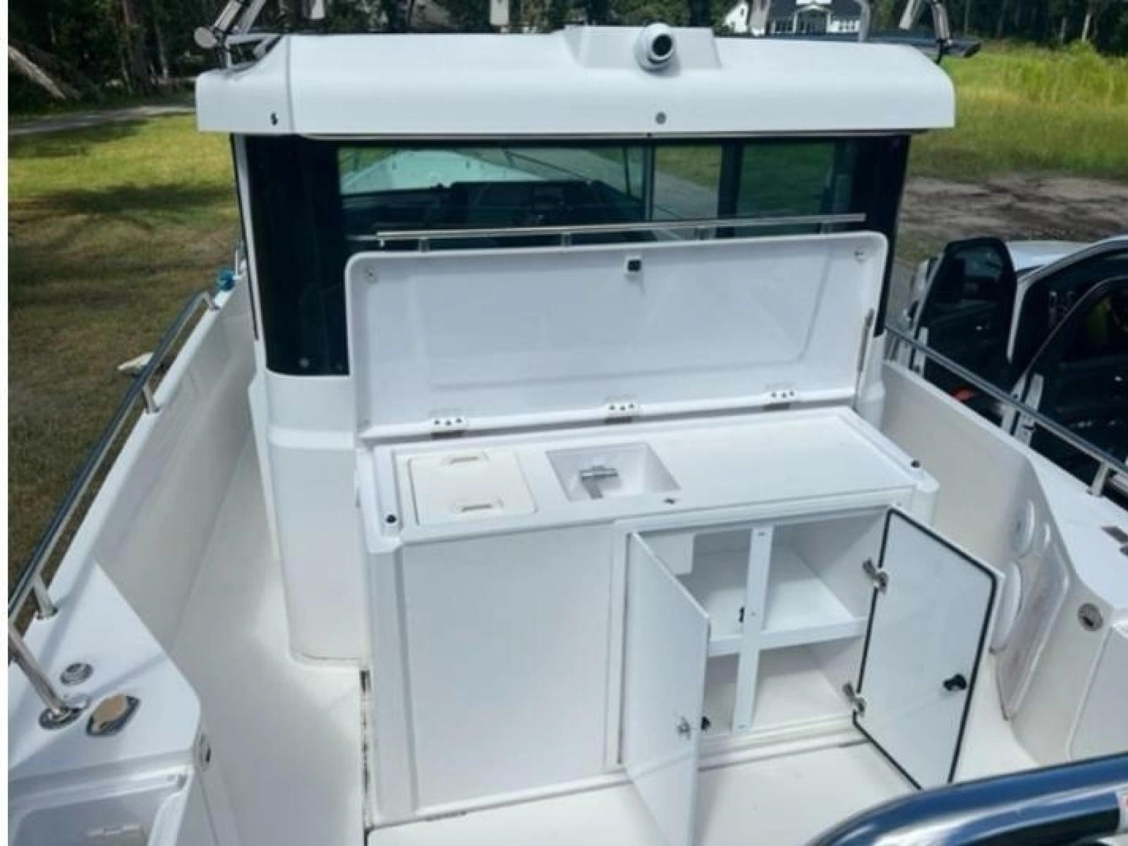 2020 Axopar 28 Cabin