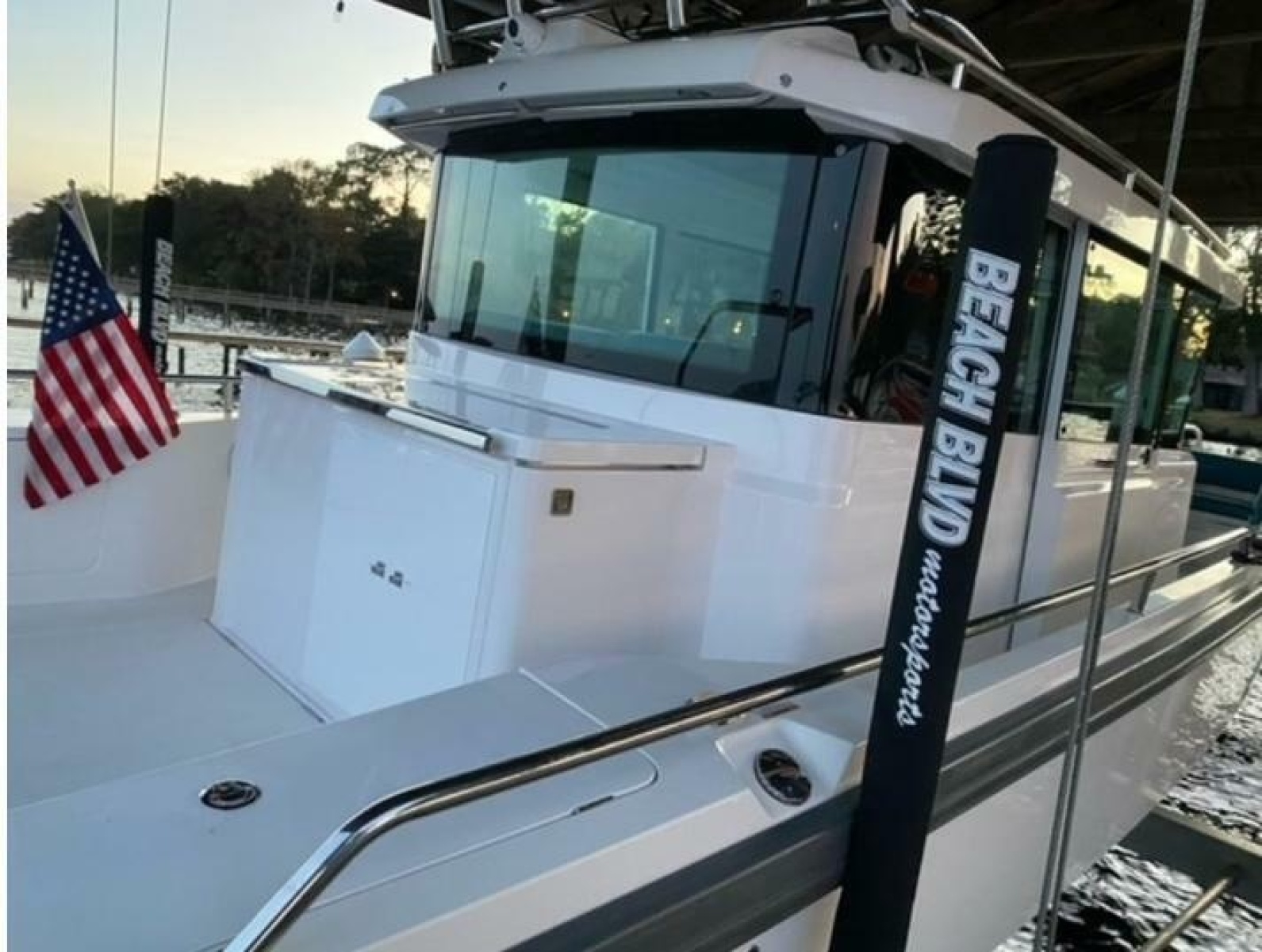 2020 Axopar 28 Cabin