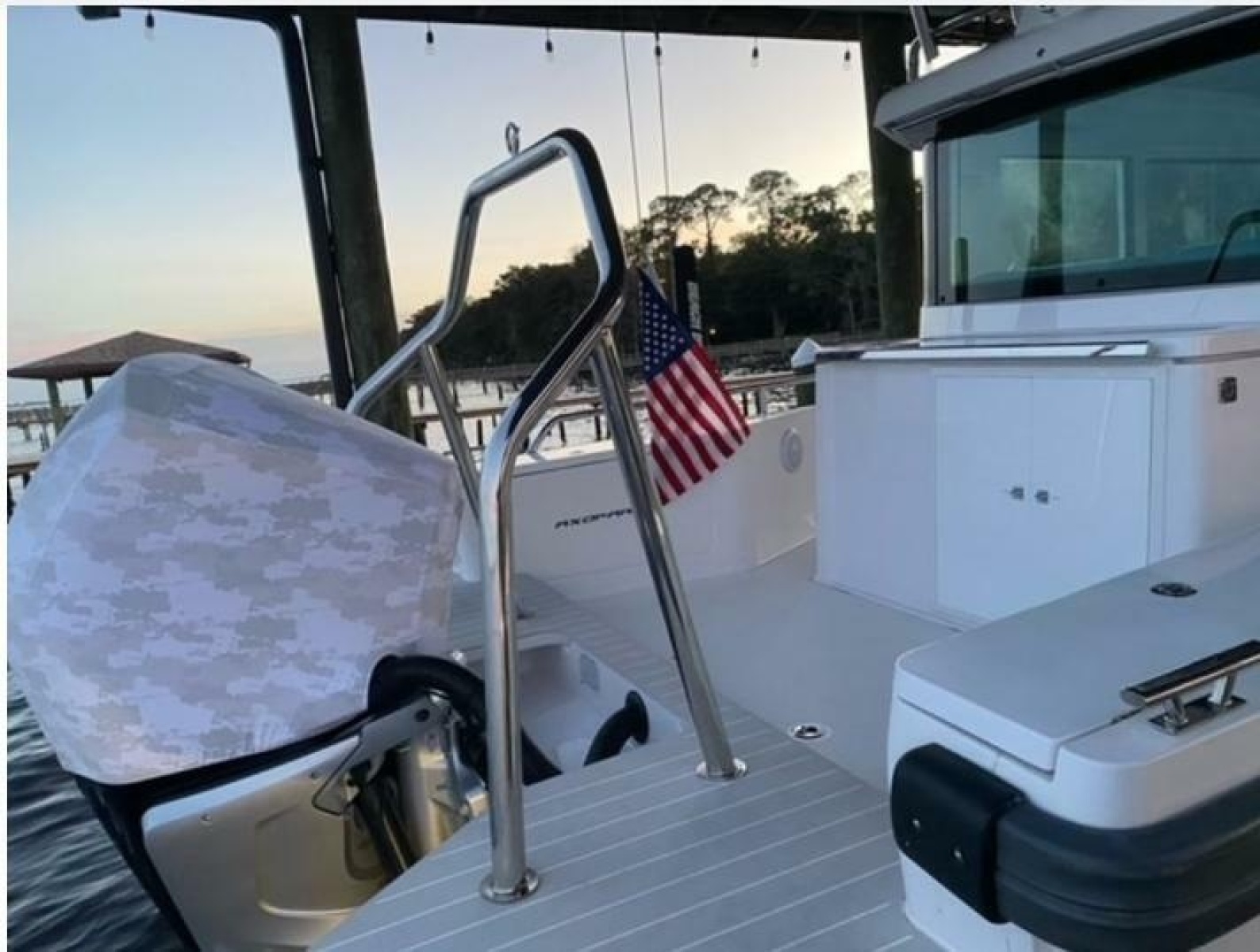 2020 Axopar 28 Cabin