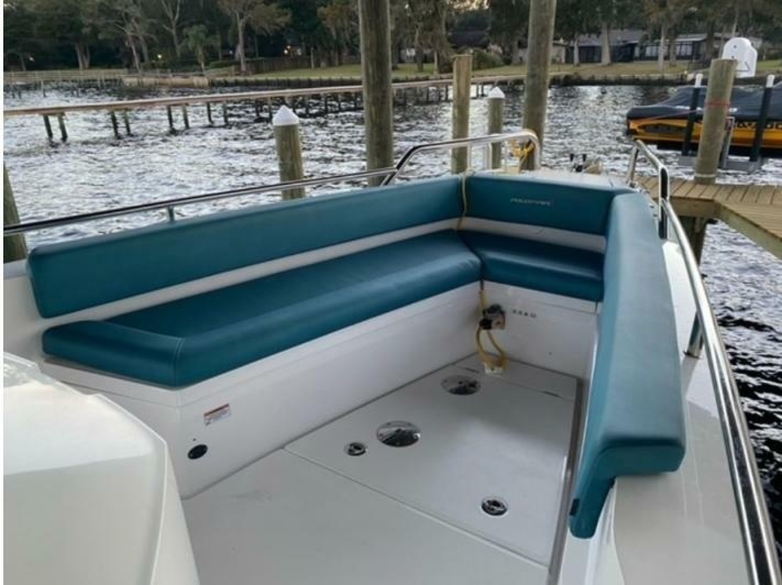 2020 Axopar 28 Cabin