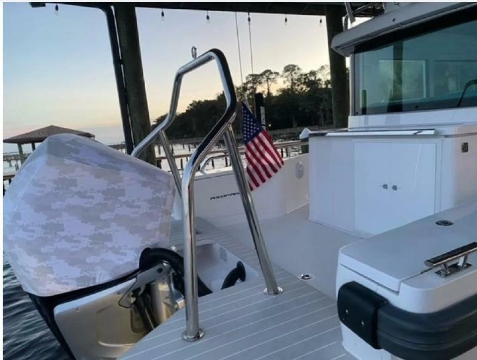 2020 Axopar 28 Cabin