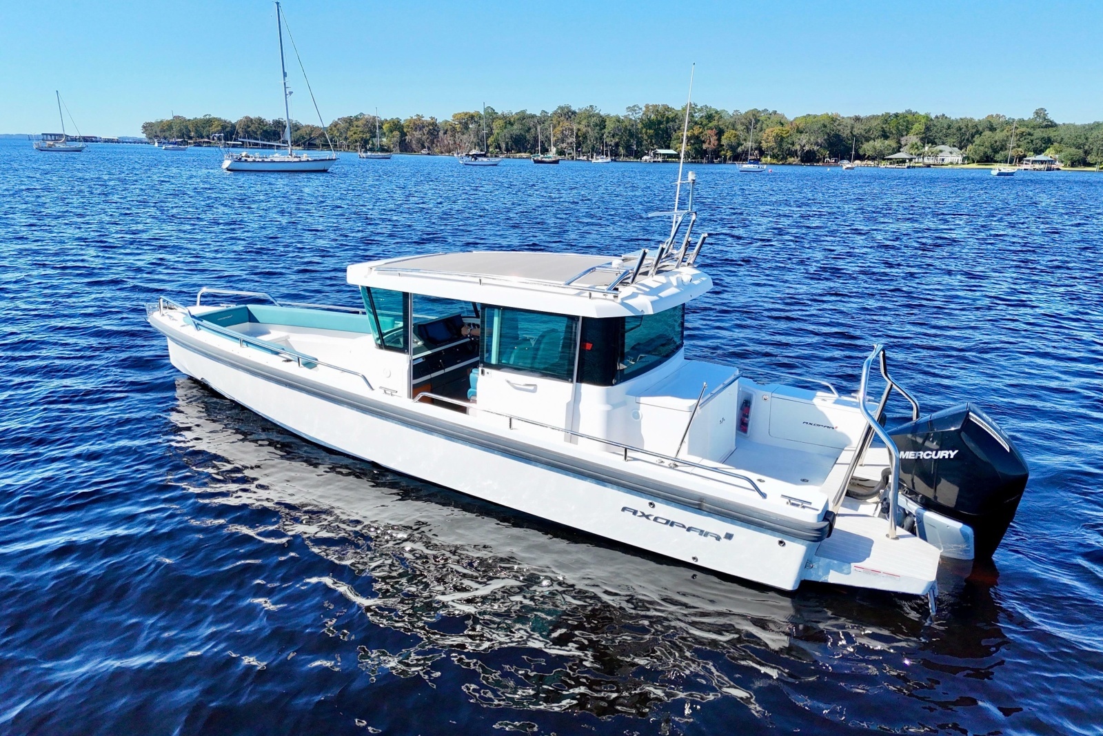 2020 Axopar 28 Cabin