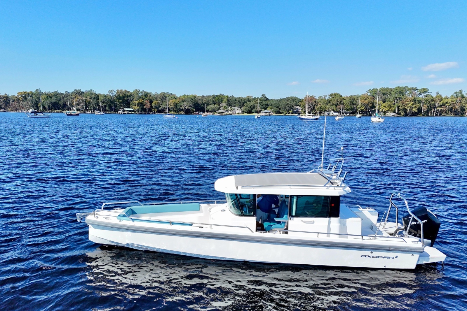 2020 Axopar 28 Cabin