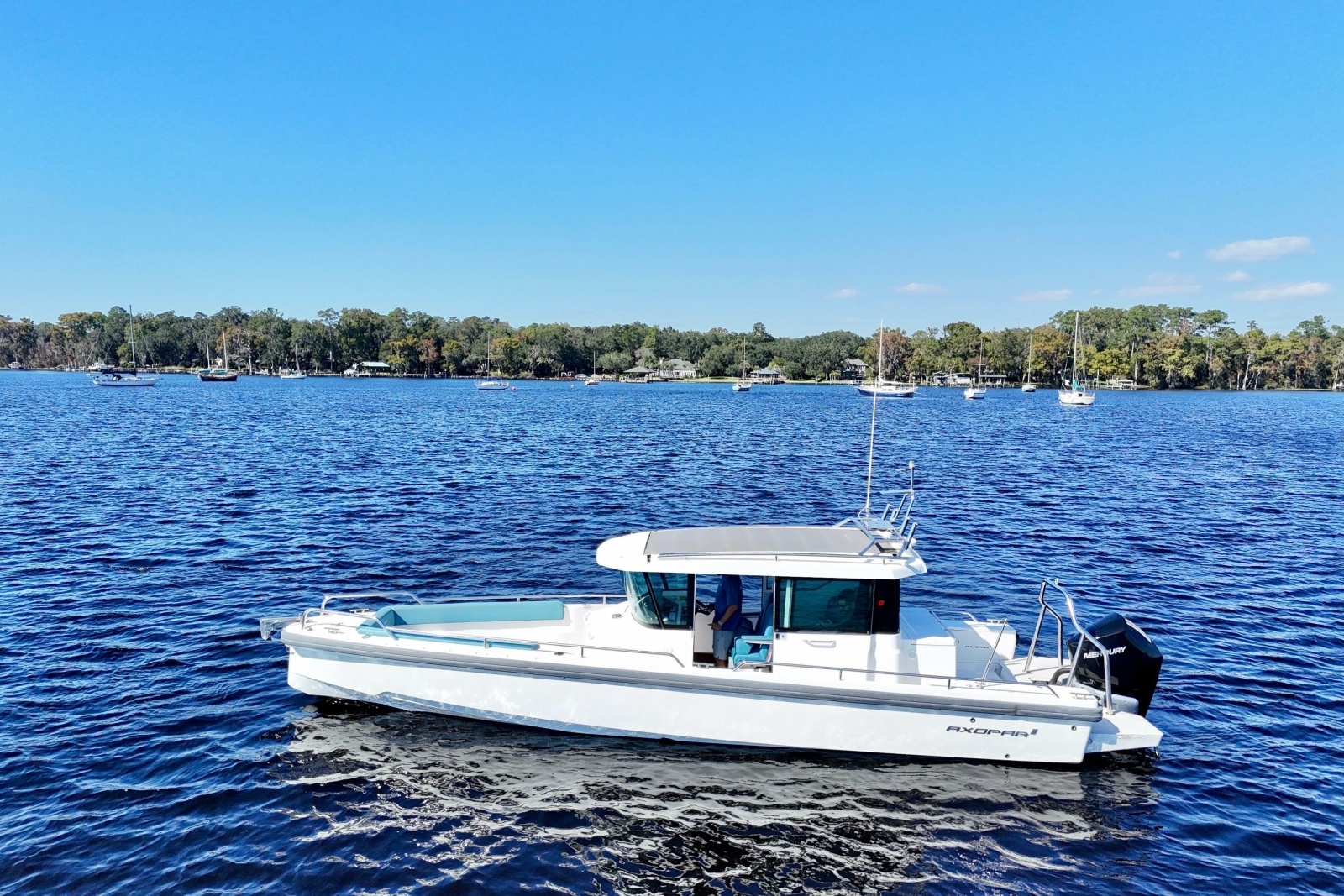 2020 Axopar 28 Cabin