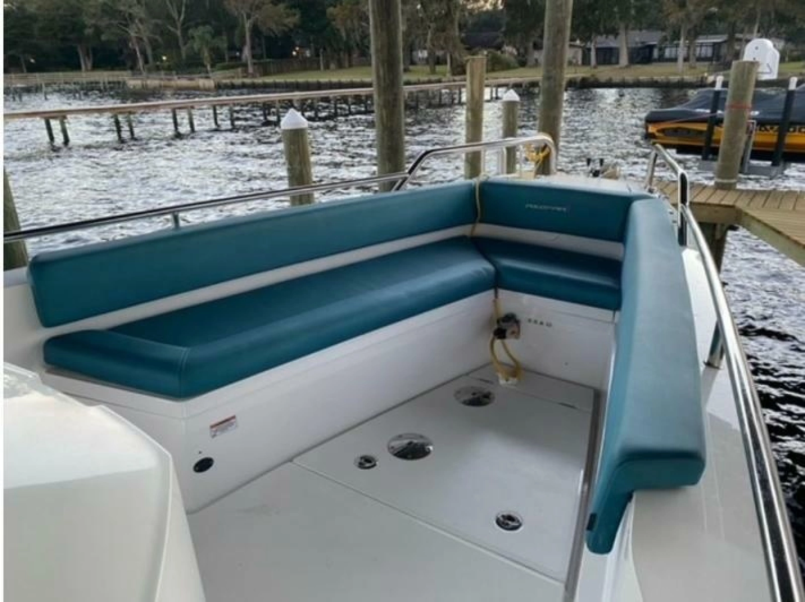 2020 Axopar 28 Cabin