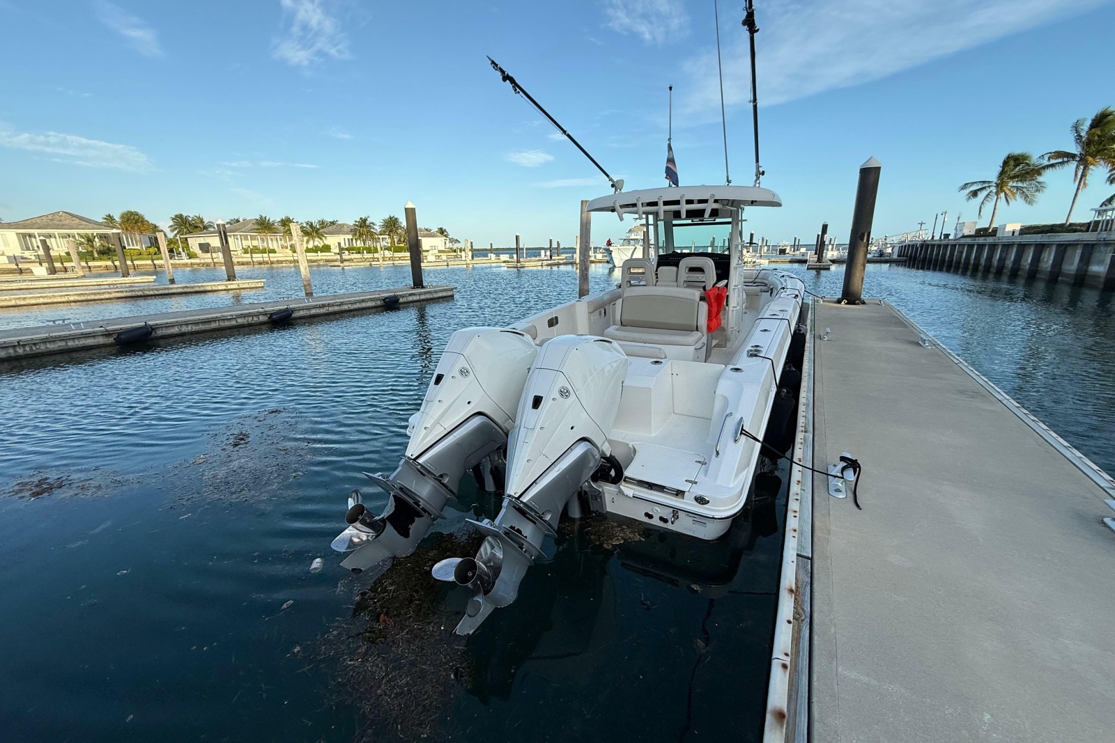 2020 Boston Whaler 330 Outrage
