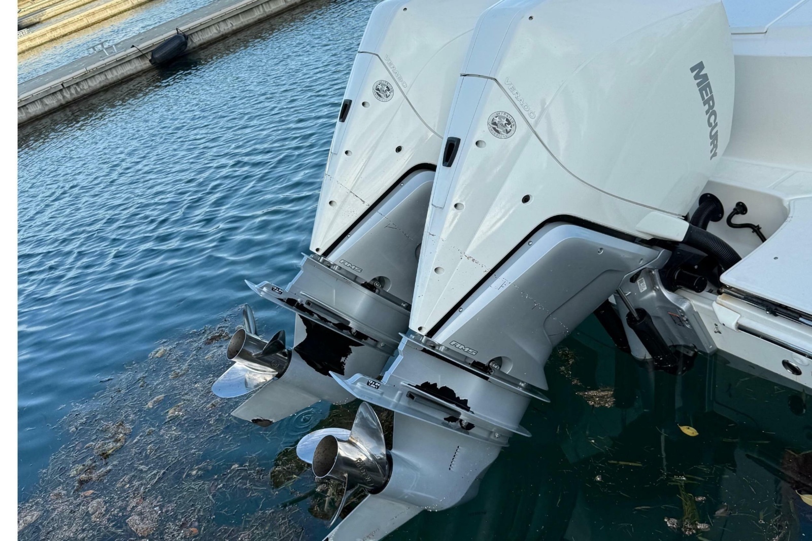 2020 Boston Whaler 330 Outrage