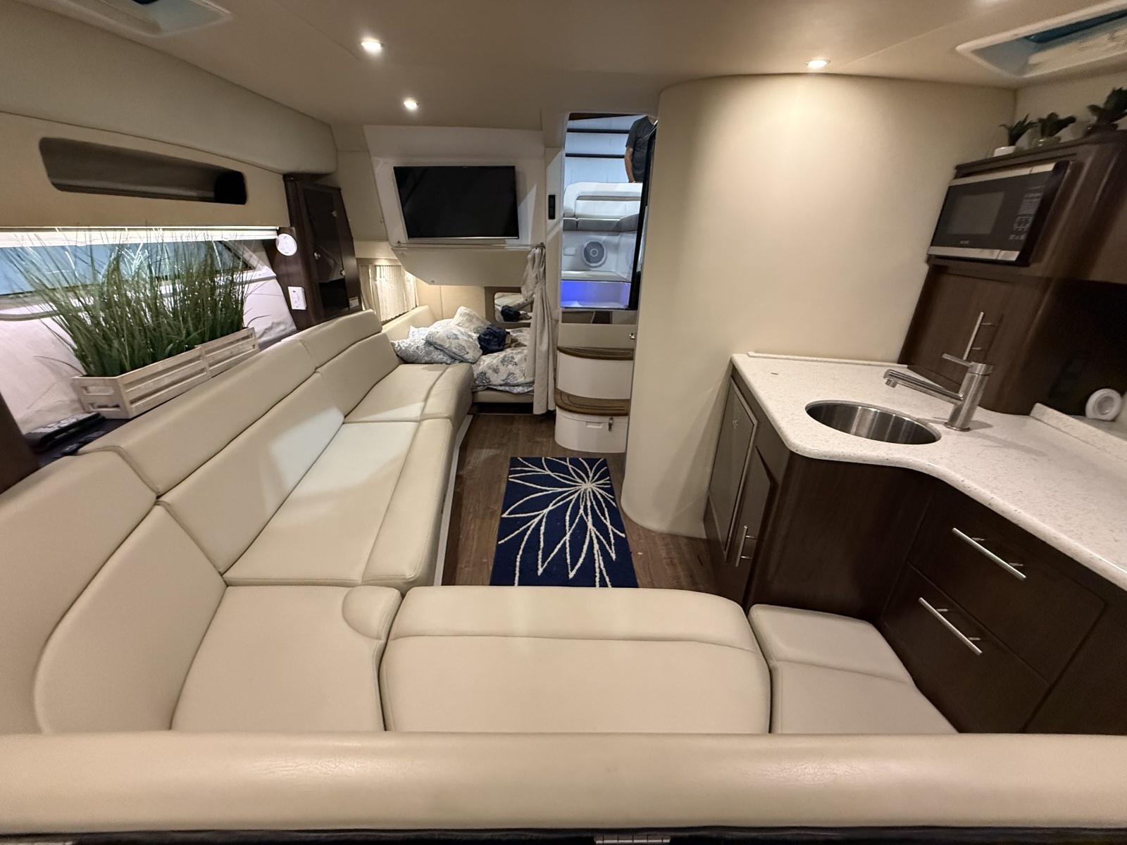 2018 Regal 35 Sport Coupe