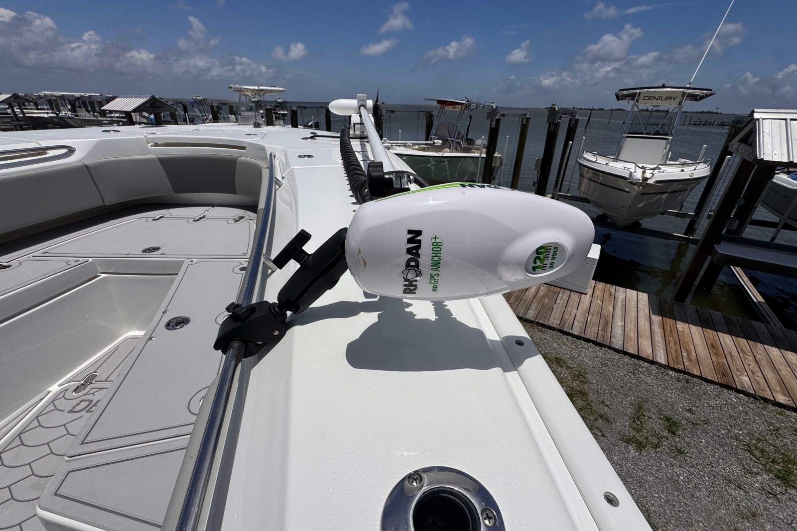 2020 Cape Horn 32XS
