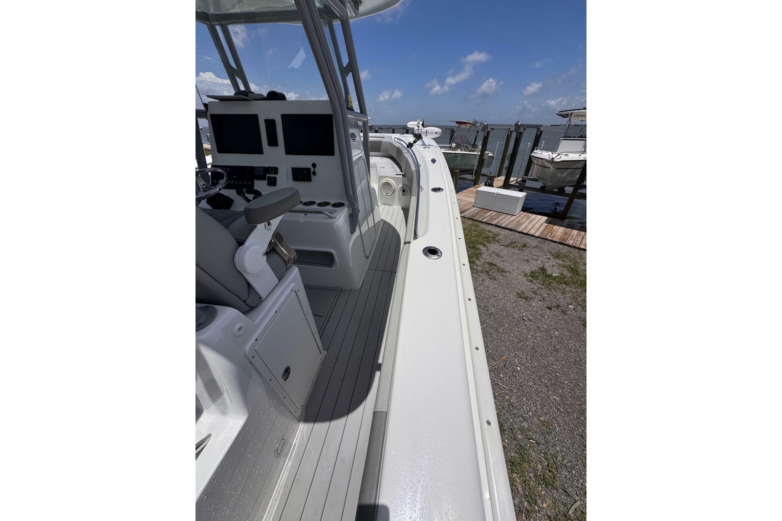 2020 Cape Horn 32XS