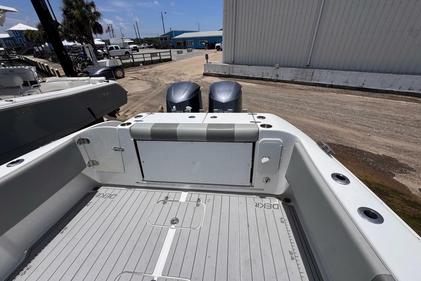 2020 Cape Horn 32XS