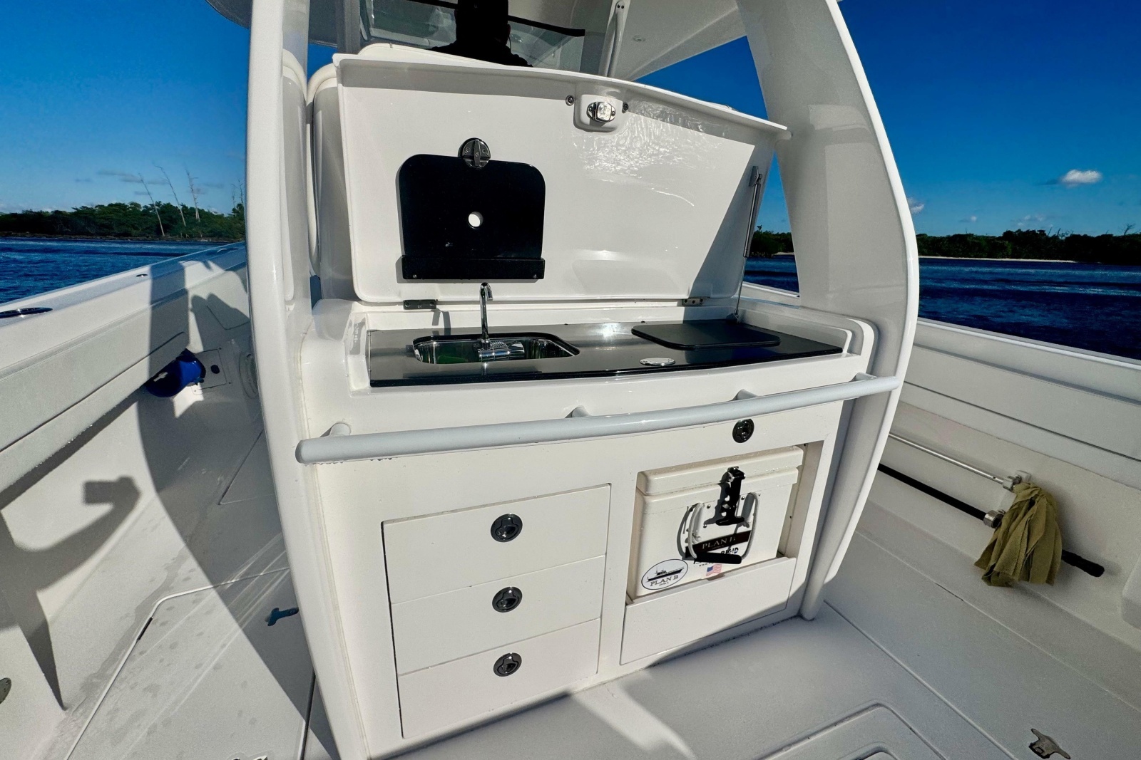 2020 Intrepid 375 Nomad SE