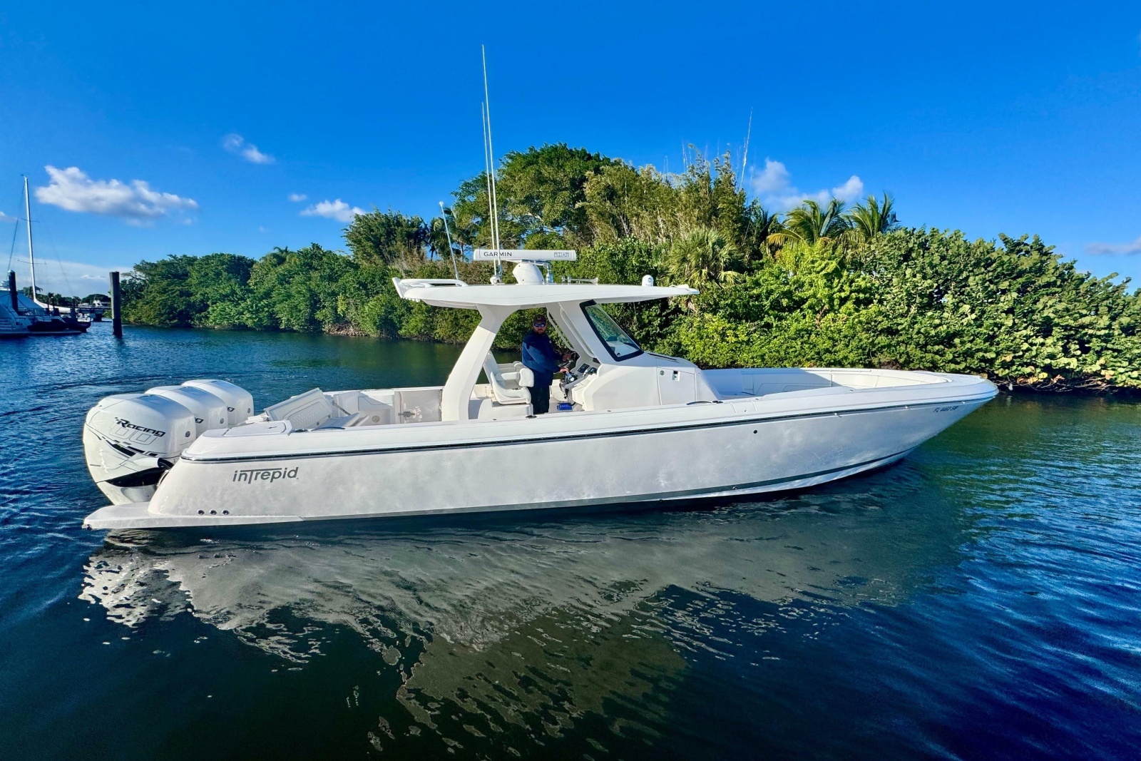 2020 Intrepid 375 Nomad SE