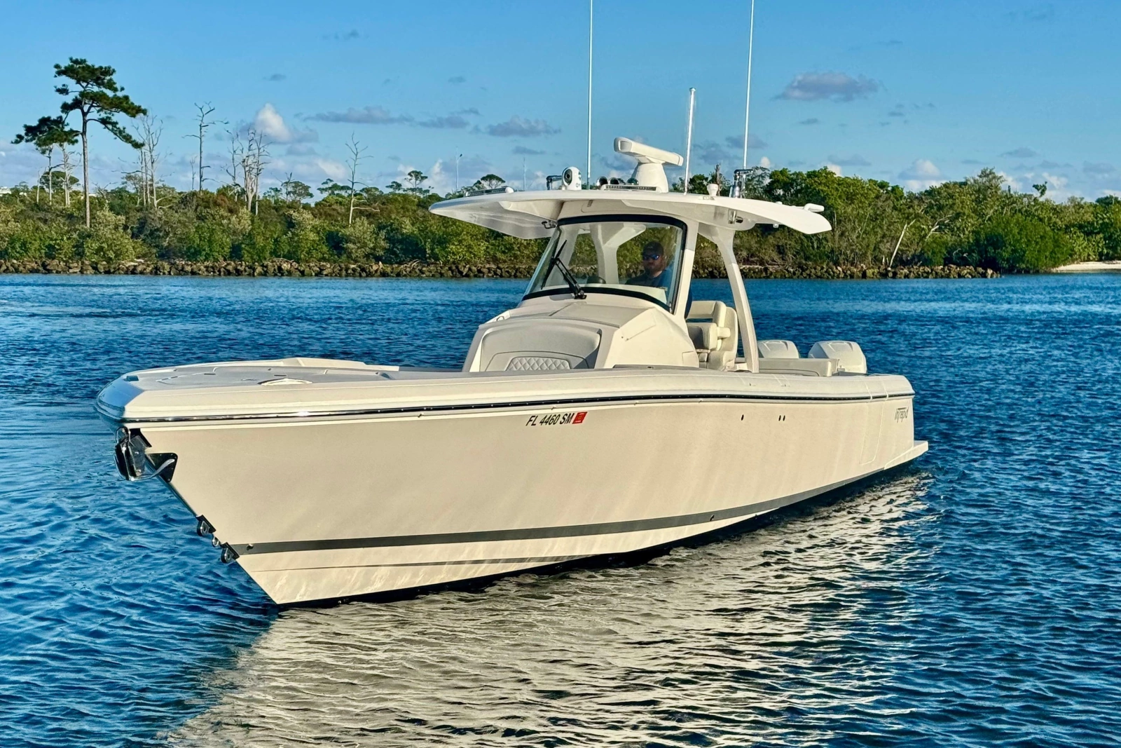 2020 Intrepid 375 Nomad SE