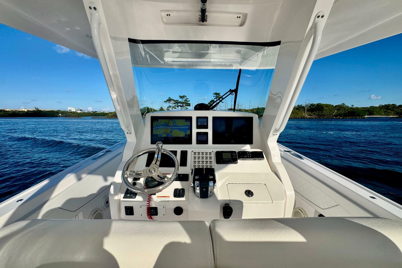 2020 Intrepid 375 Nomad SE