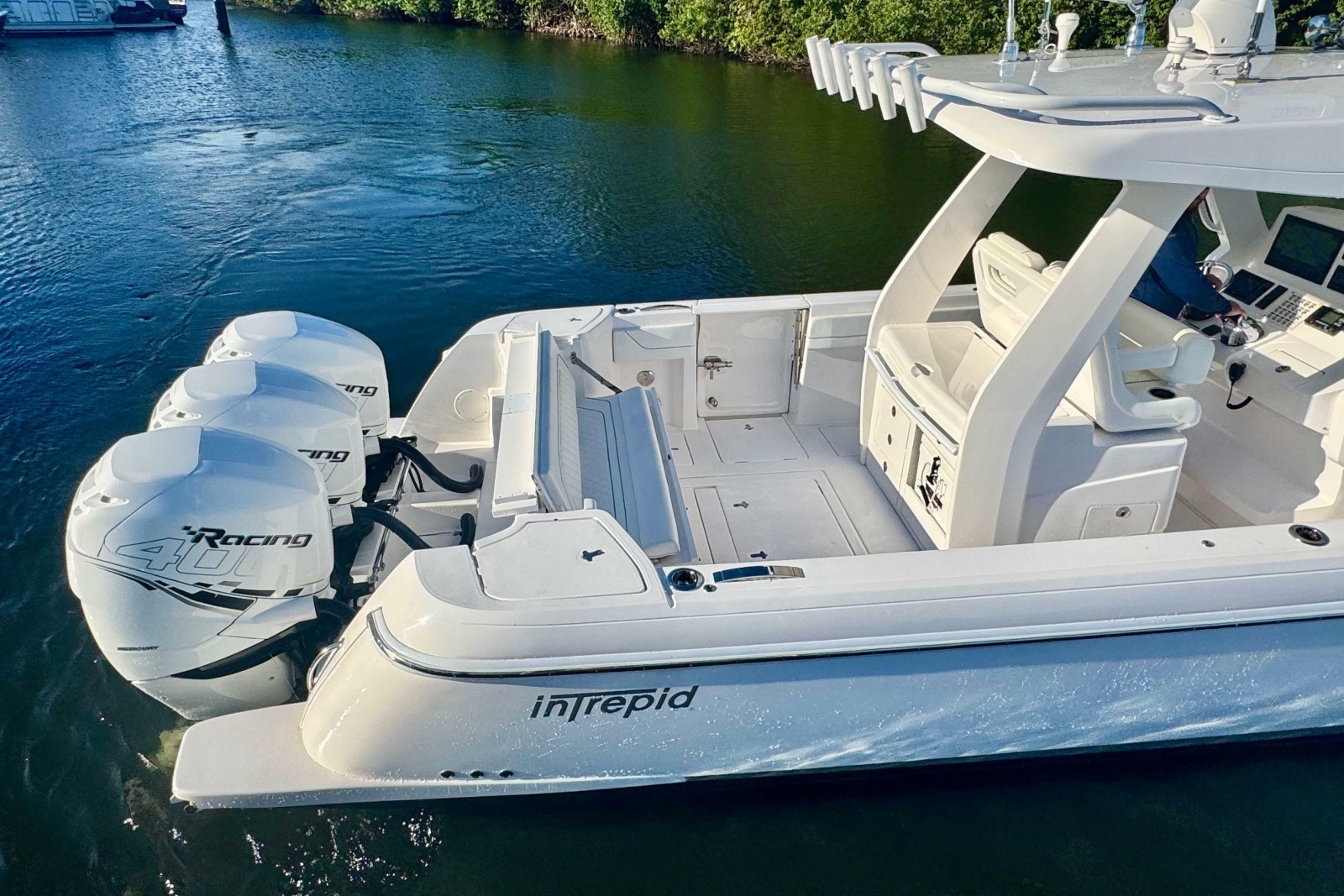 2020 Intrepid 375 Nomad SE