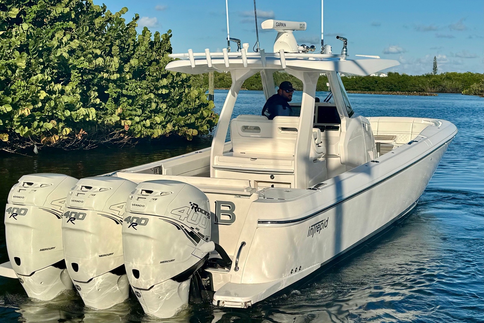 2020 Intrepid 375 Nomad SE