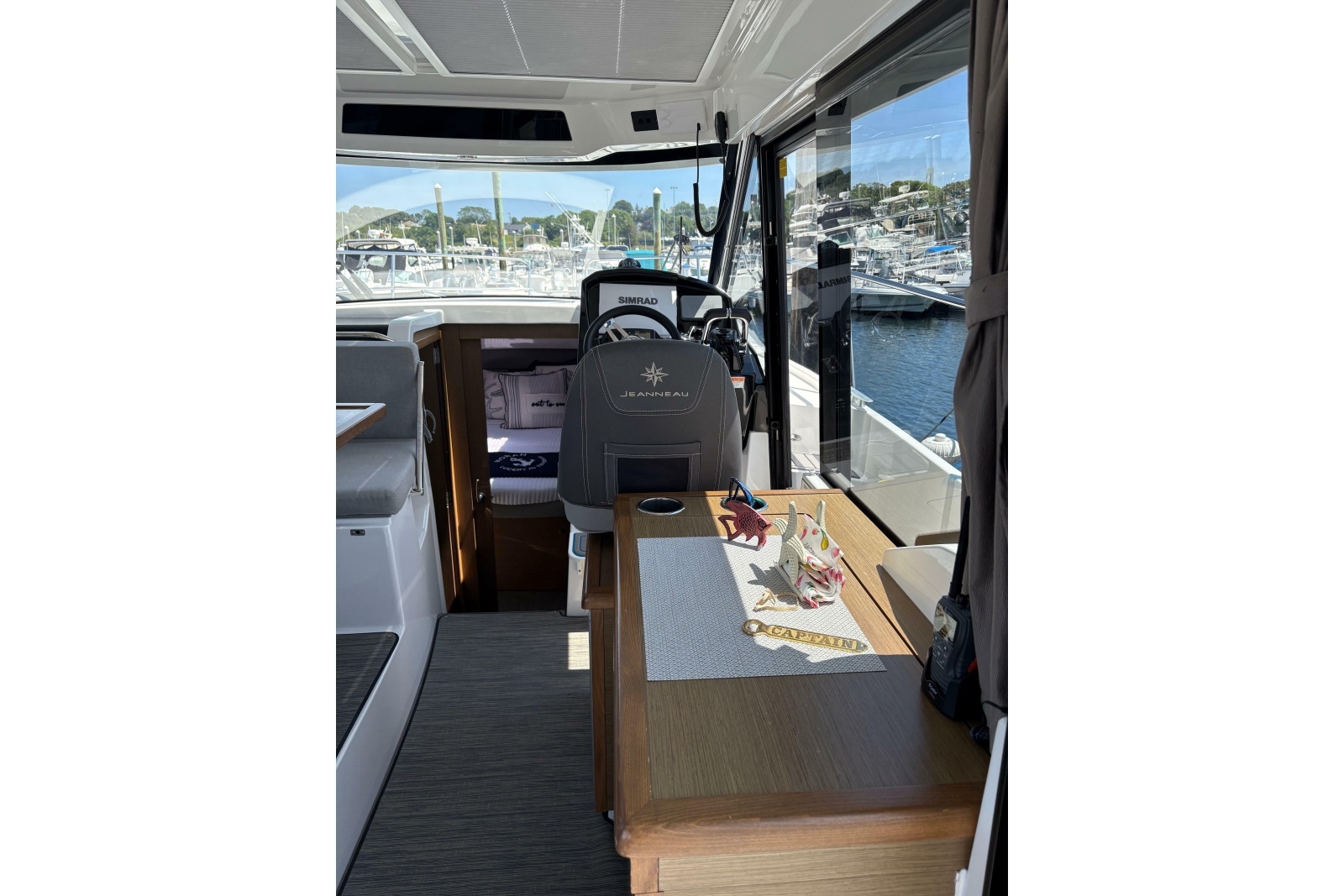 2020 Jeanneau NC 895