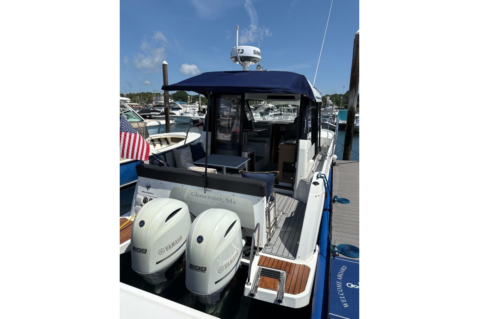 2020 Jeanneau NC 895
