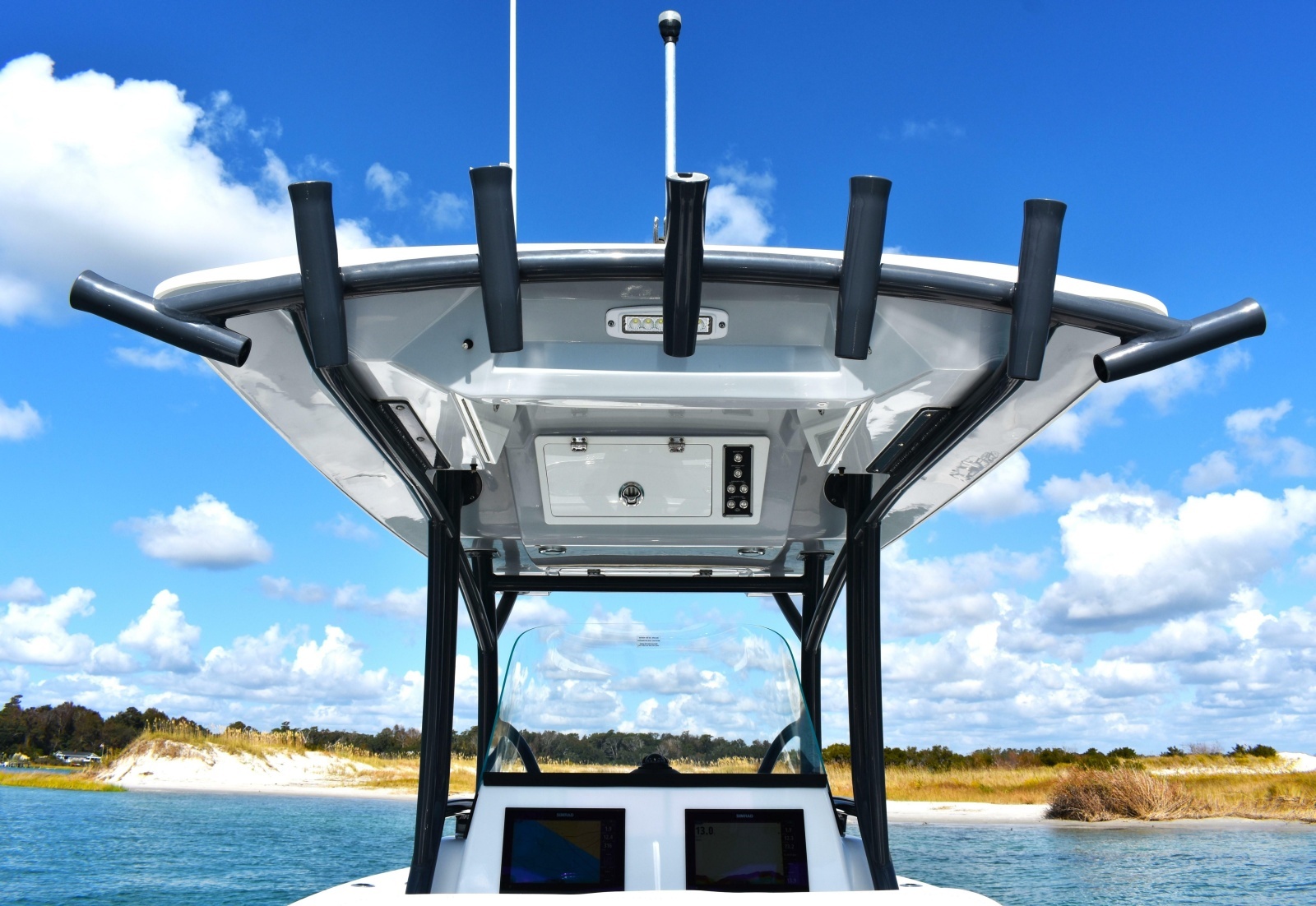 2020 Sea Fox 266 Commander