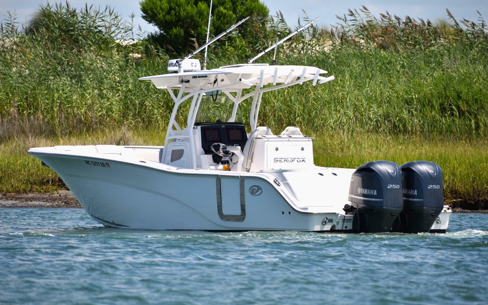 2020 Sea Fox 288 Commander