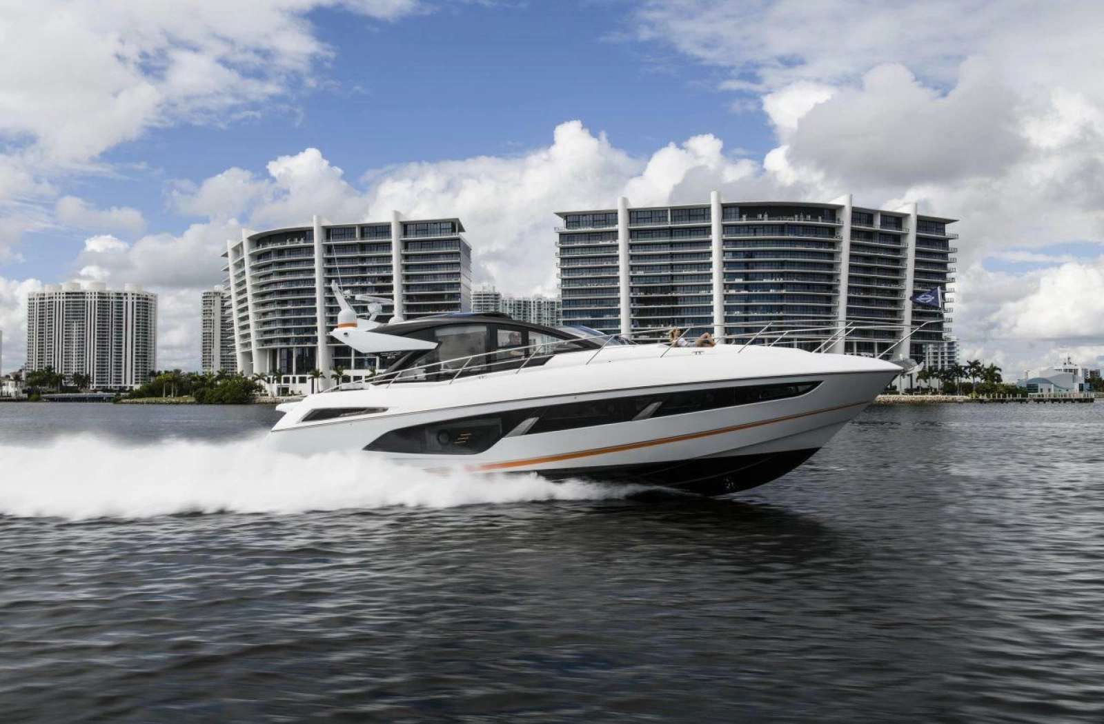 2020 Sunseeker Predator 60 EVO