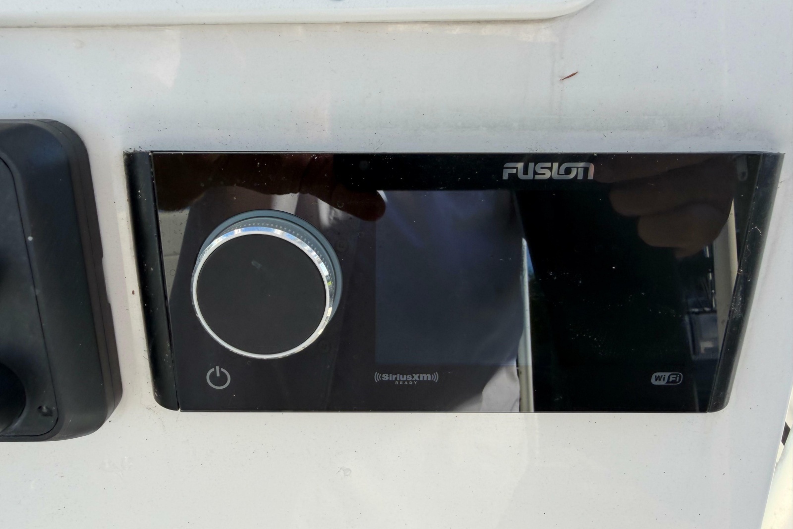 2020 Tideline 235 Hybrid