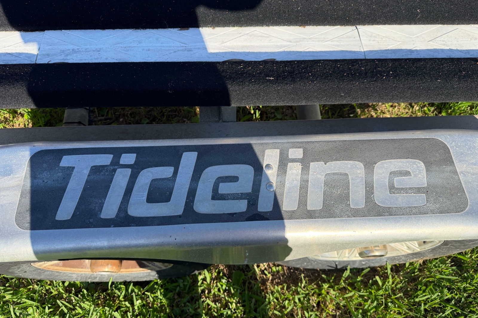 2020 Tideline 235 Hybrid