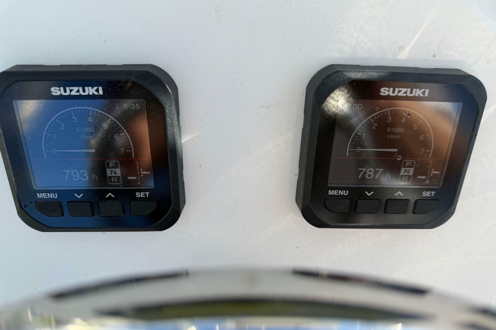 2020 Tideline 235 Hybrid