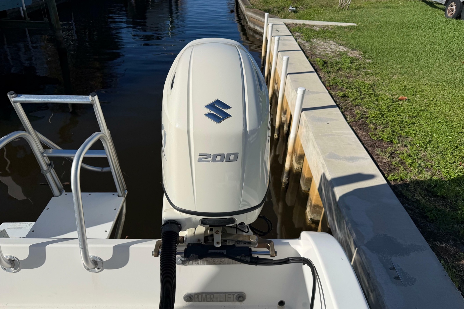2020 Tideline 235 Hybrid