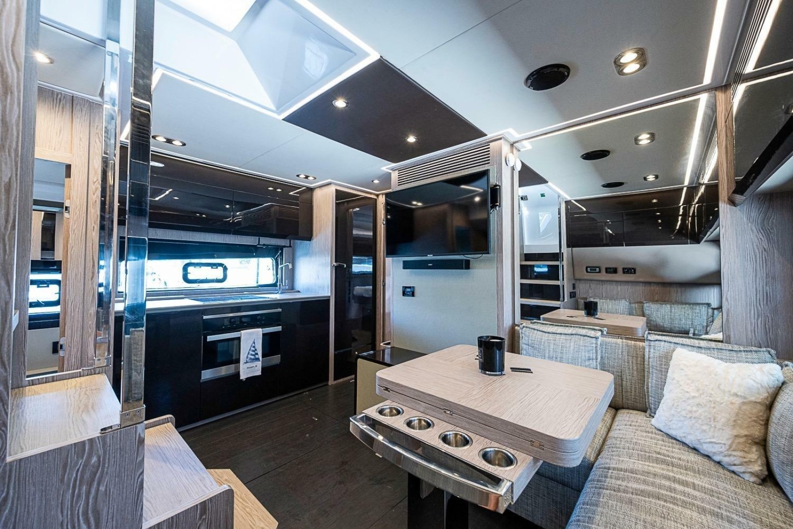2019 Azimut Atlantis 51