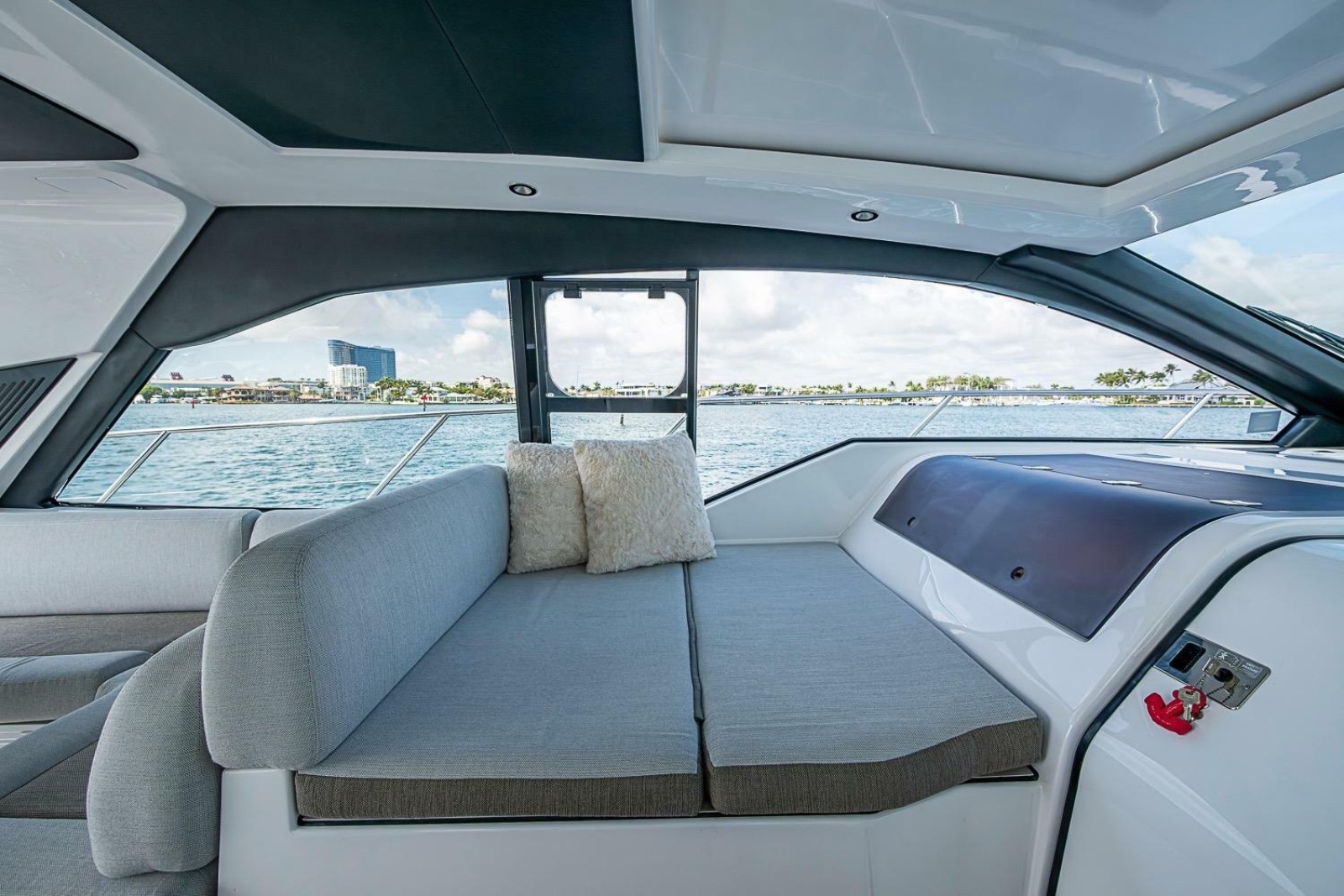 2019 Azimut Atlantis 51