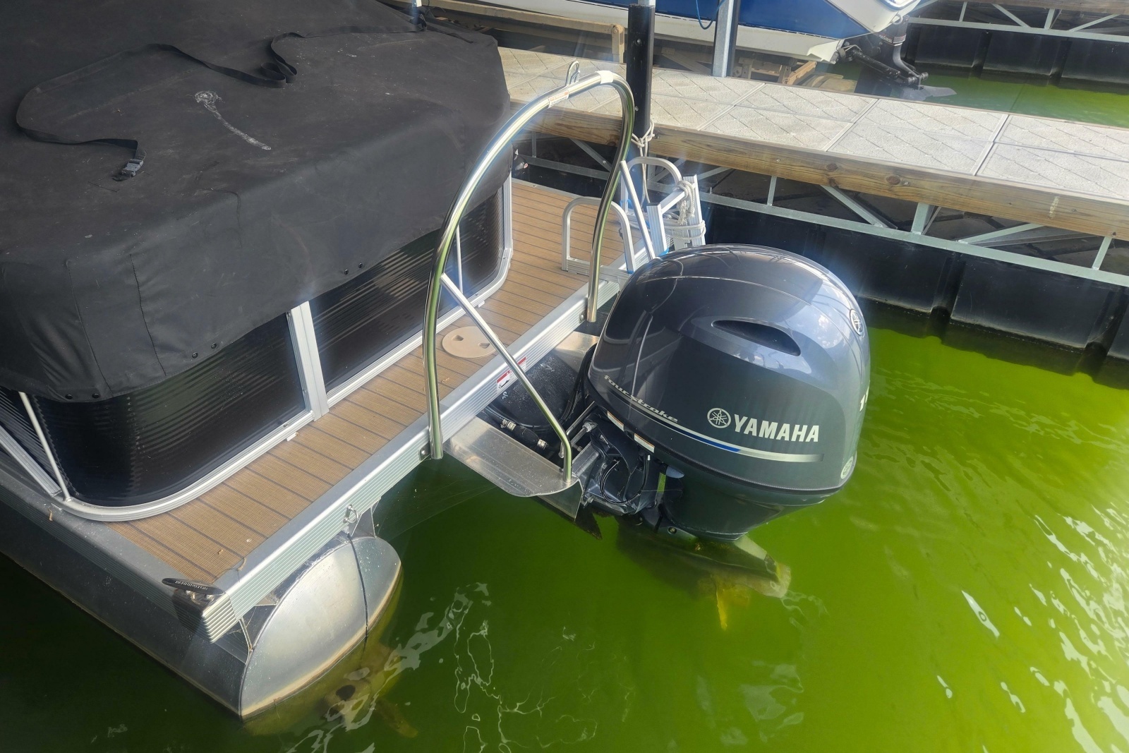 2019 Bennington SX 22 SLX