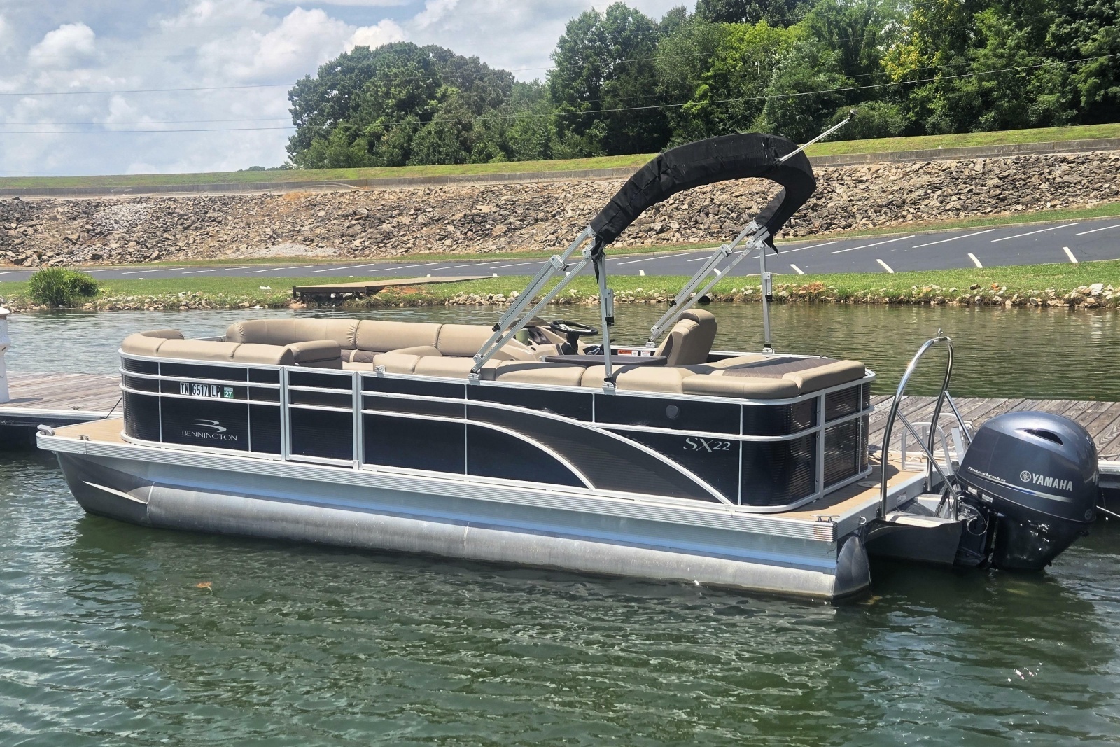 2019 Bennington SX 22 SLX