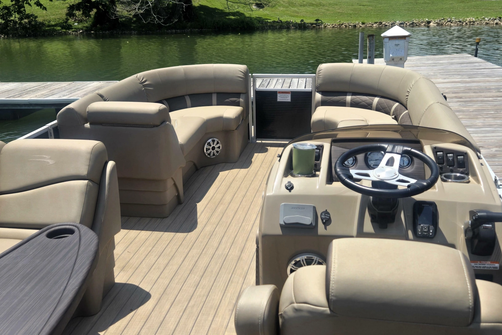 2019 Bennington SX 22 SLX