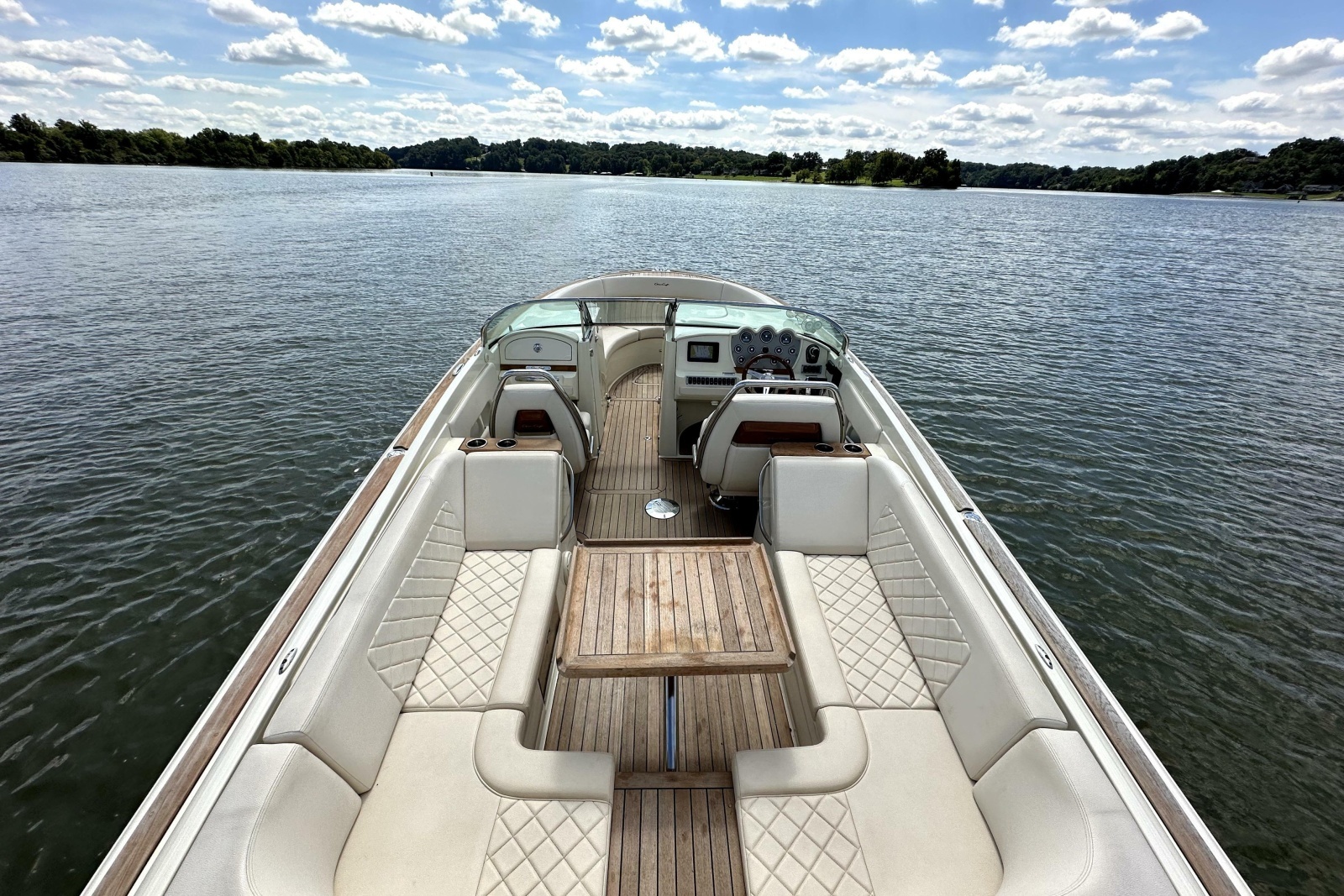 2019 Chris-Craft Launch 30