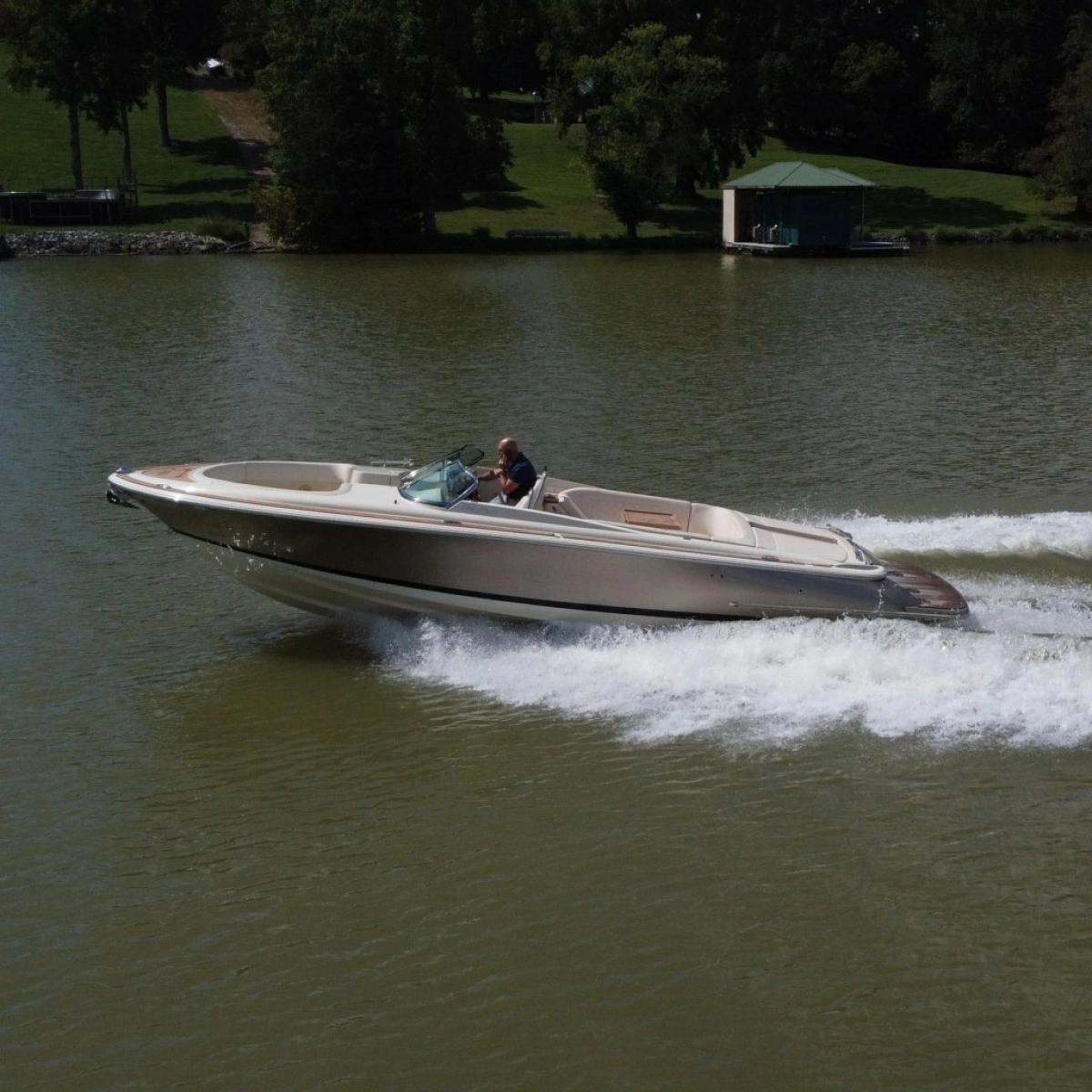 2019 Chris-Craft Launch 30
