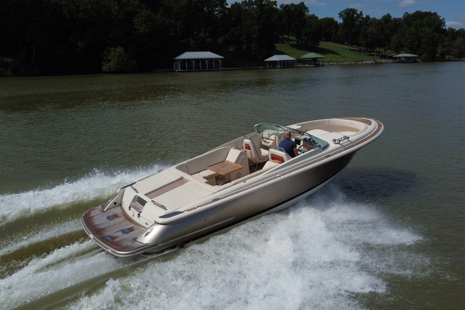 2019 Chris-Craft Launch 30