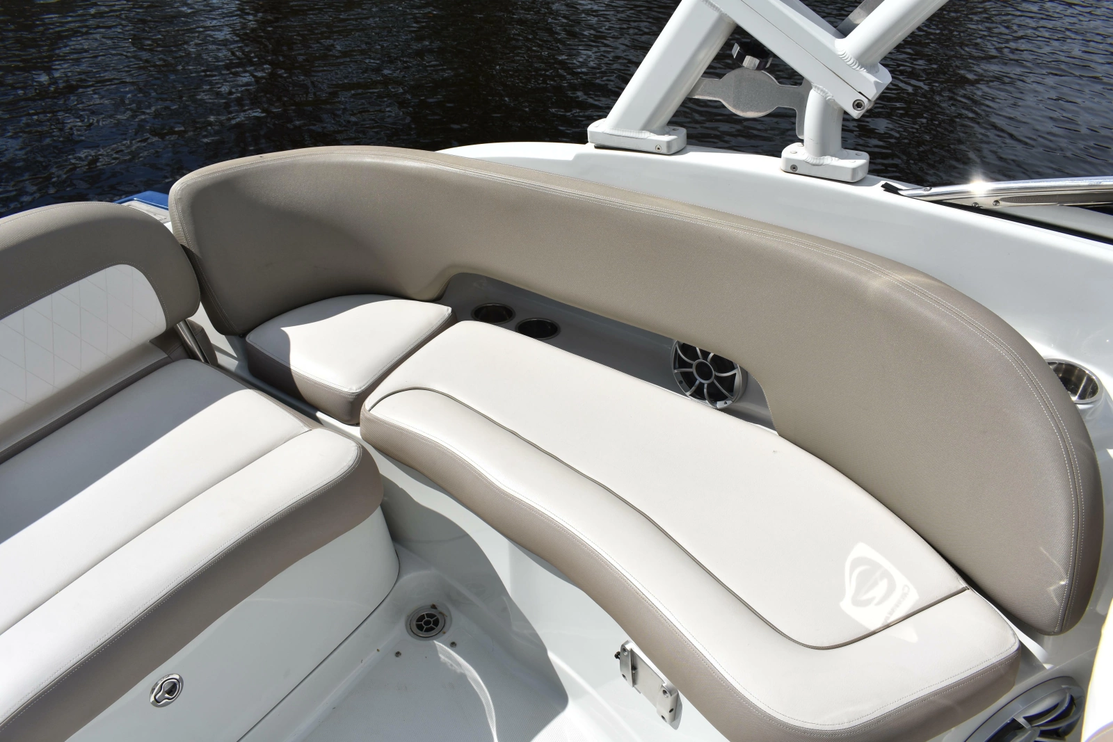 2019 Crownline Eclipse E255 SURF