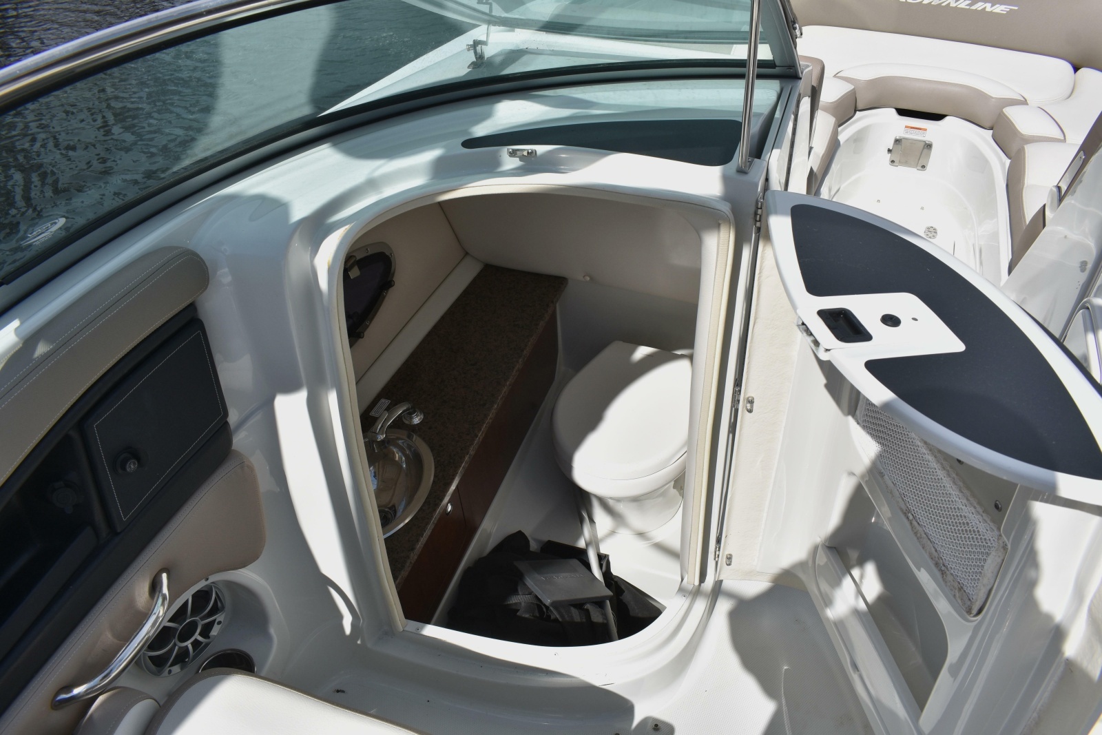 2019 Crownline Eclipse E255 SURF