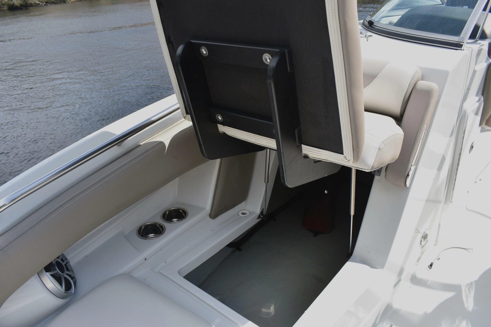 2019 Crownline Eclipse E255 SURF