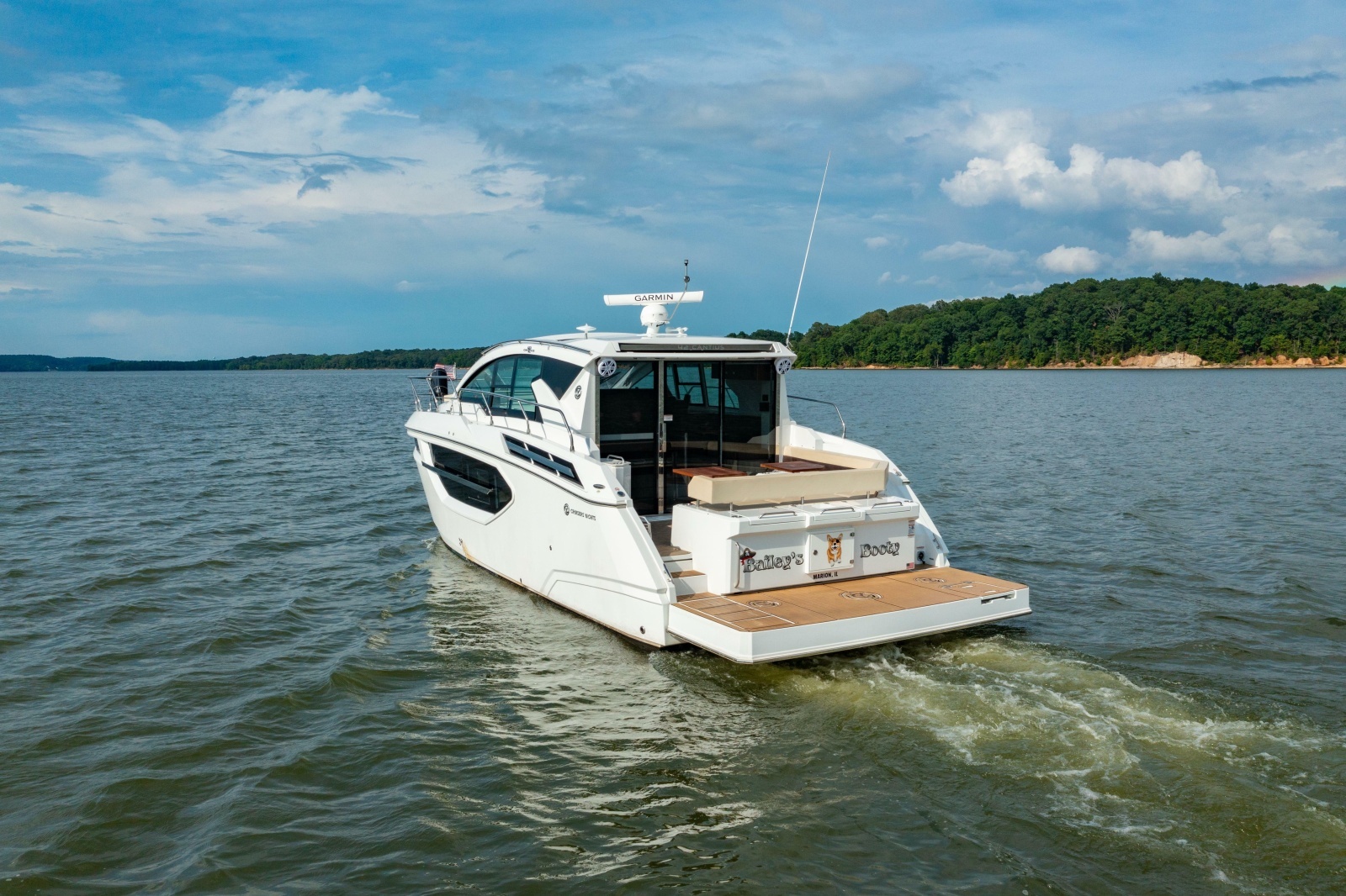 2019 Cruisers Yachts 42 Cantius
