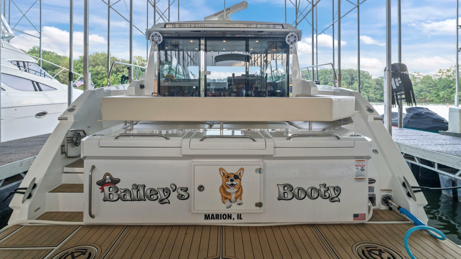 2019 Cruisers Yachts 42 Cantius