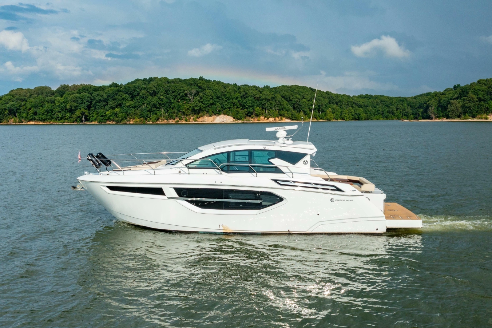 2019 Cruisers Yachts 42 Cantius