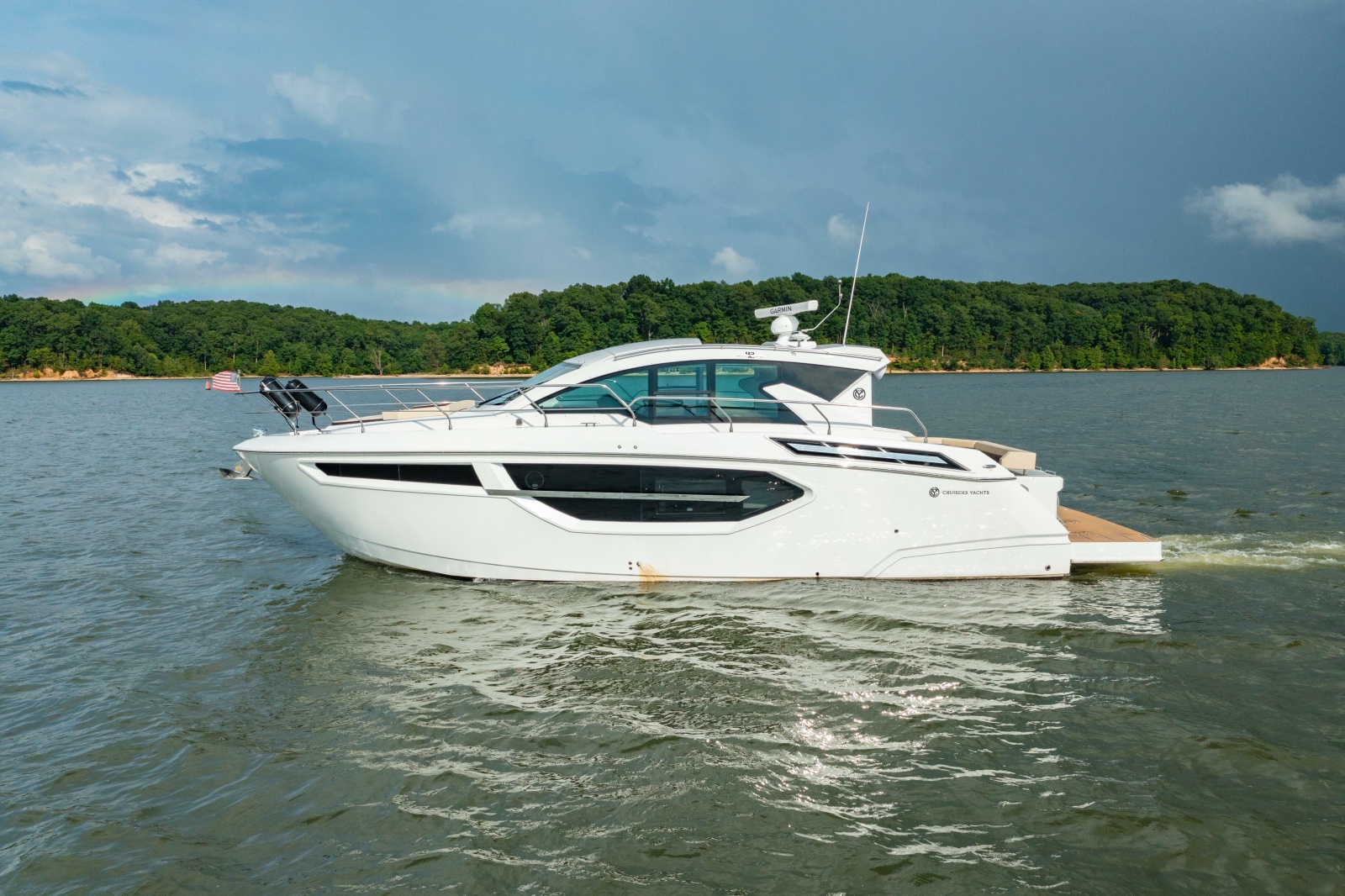2019 Cruisers Yachts 42 Cantius