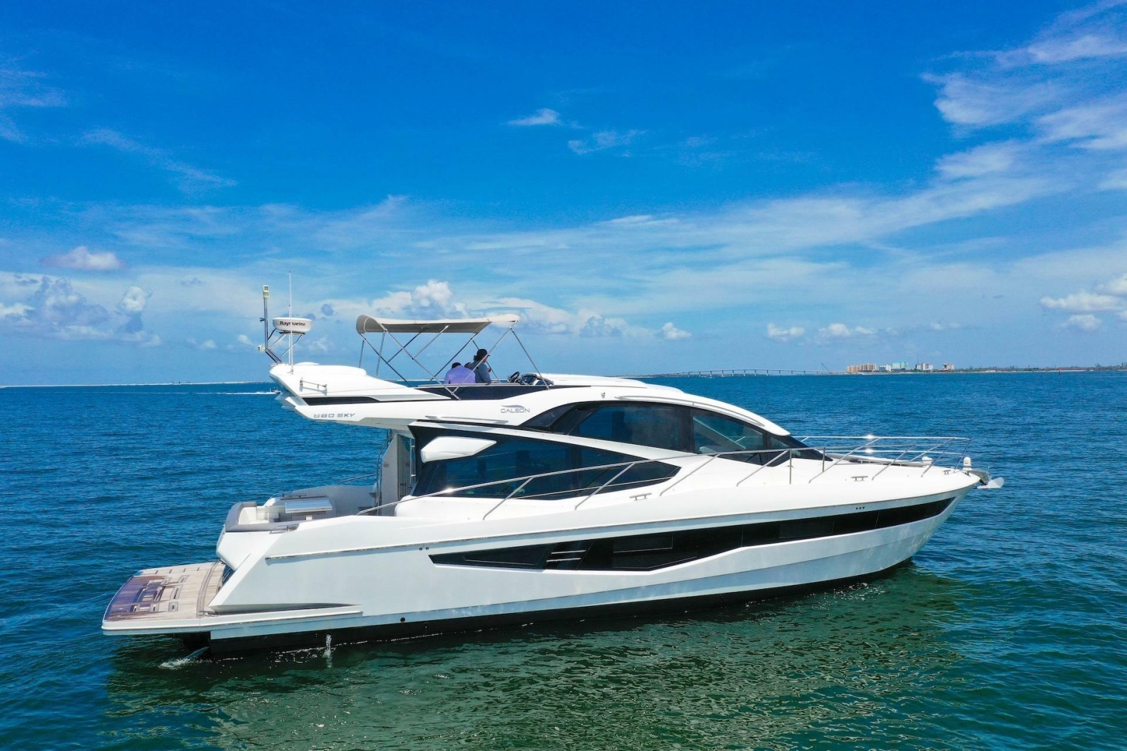 2019 Galeon 560 Sky